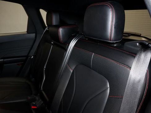 Certified 2025 Ford Escape ST-Line Elite w/ Premium Technology Package AWD/4WD image 23