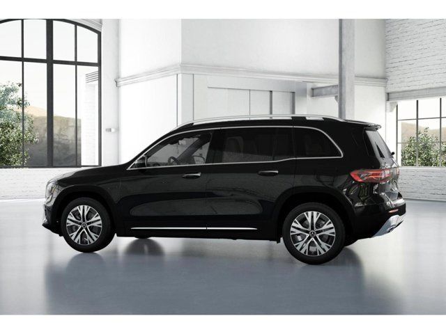 Used 2026 Mercedes-Benz GLB 250 4MATIC image 32