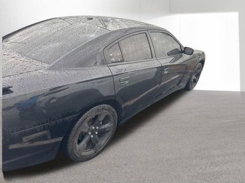 Used 2012 Dodge Charger SXT Plus image 5