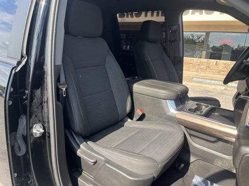 Used 2024 Chevrolet Silverado 2500 LT image 31