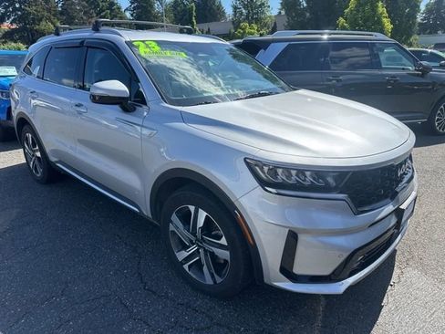 Used 2023 Kia Sorento EX AWD/4WD image 2
