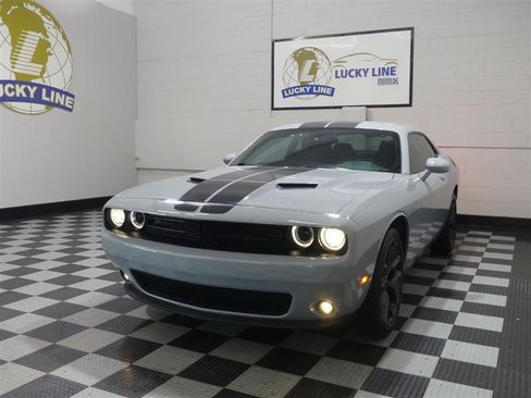 Used 2021 Dodge Challenger SXT w/ Blacktop Package RWD image 4