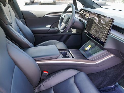 Used 2023 Tesla Model X AWD/4WD image 15