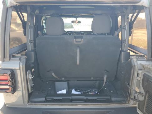 Used 2021 Jeep Wrangler Sport AWD/4WD image 26