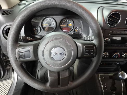 Used 2015 Jeep Patriot Sport w/ Power Value Group FWD image 11