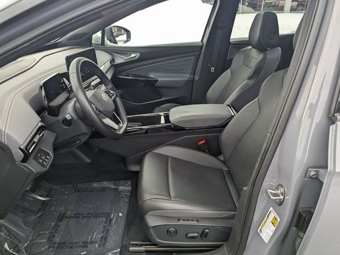 Used 2023 Volkswagen ID.4 Pro S image 17