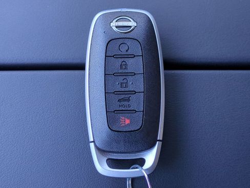 Used 2026 Nissan Rogue SV FWD image 26