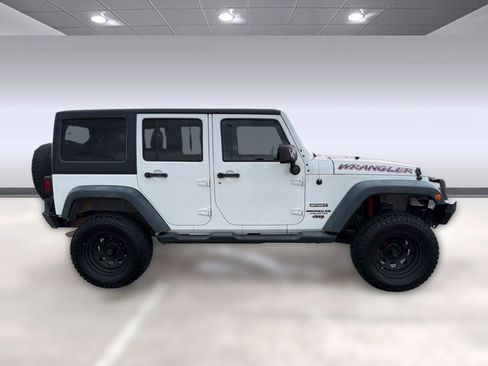 Used 2013 Jeep Wrangler Unlimited Sport image 7