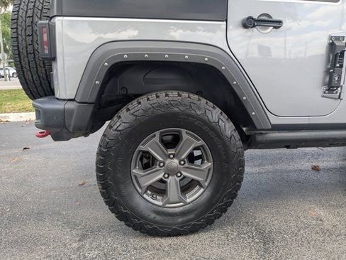 Used 2017 Jeep Wrangler Unlimited Rubicon AWD/4WD image 42