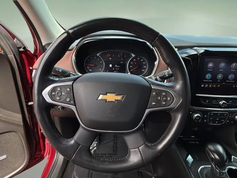 Used 2021 Chevrolet Traverse High Country AWD/4WD image 11