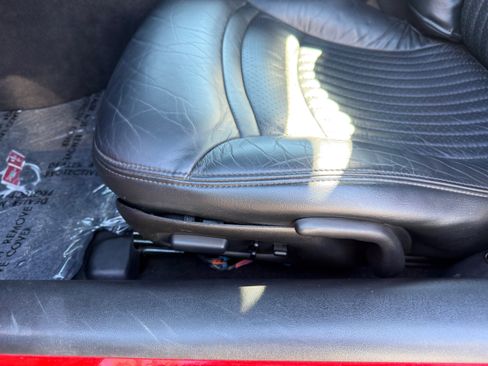 Used 2001 Chevrolet Corvette Convertible w/ Preferred Equipment Group2 image 18