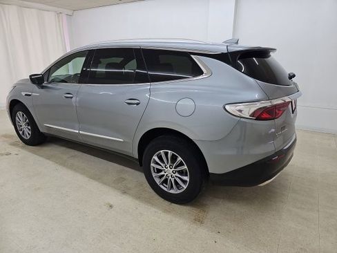 Used 2023 Buick Enclave Essence AWD/4WD image 17