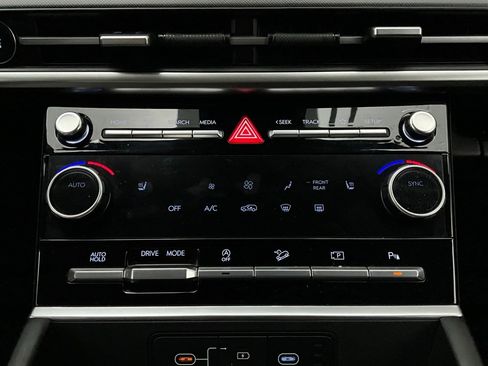 Used 2025 Hyundai Santa Fe SEL image 25