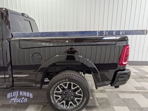 Used 2025 RAM 2500 Limited AWD/4WD image 3