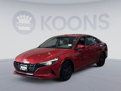 Used 2022 Hyundai Elantra SEL w/ Cargo Package