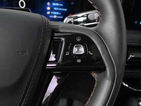 New 2026 Lincoln Aviator AWD w/ Jet Appearance Package image 34