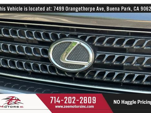 Used 2004 Lexus IS 300 SportCross image 48