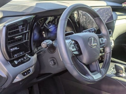 Used 2025 Lexus RX 350 Premium w/ Convenience Package image 3