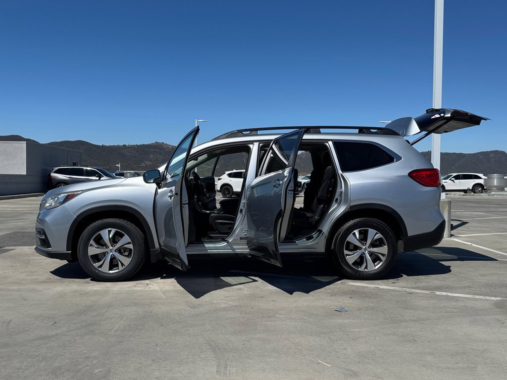 Used 2021 Subaru Ascent Premium w/ Convenience Package AWD/4WD image 28