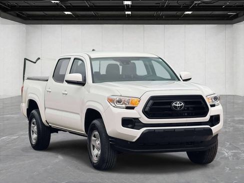 Used 2023 Toyota Tacoma SR AWD/4WD image 3