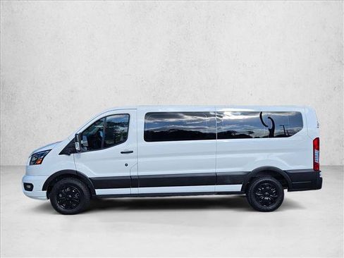 Used 2023 Ford Transit 350 XLT RWD image 8