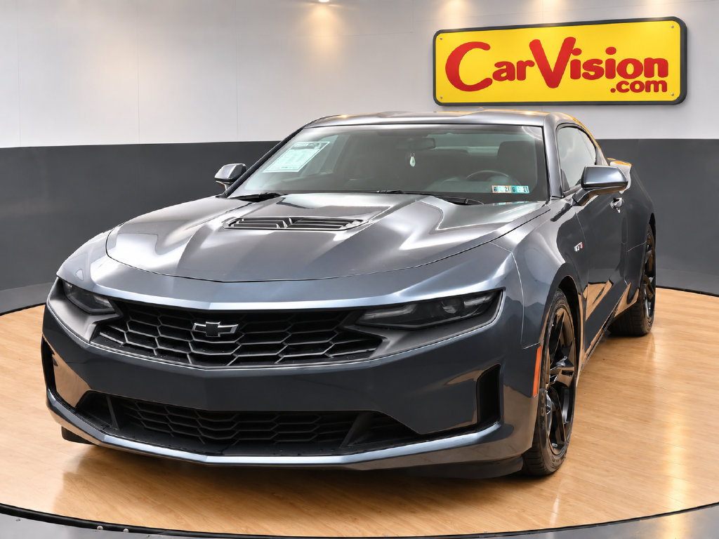 Used 2023 Chevrolet Camaro LT RWD image 5