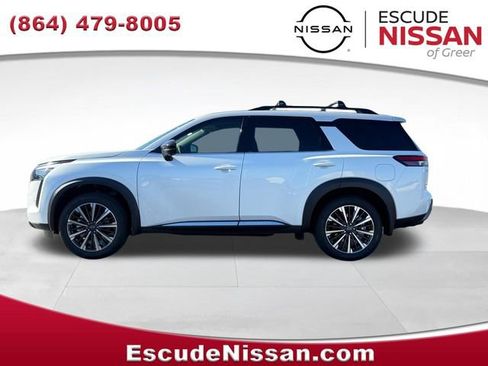 New 2026 Nissan Pathfinder Platinum AWD/4WD image 6