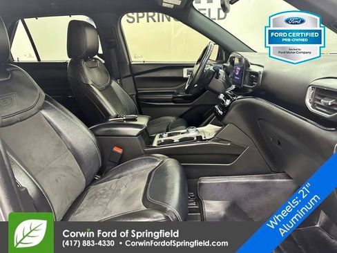 Used 2022 Ford Explorer ST w/ ST Street Pack image 9