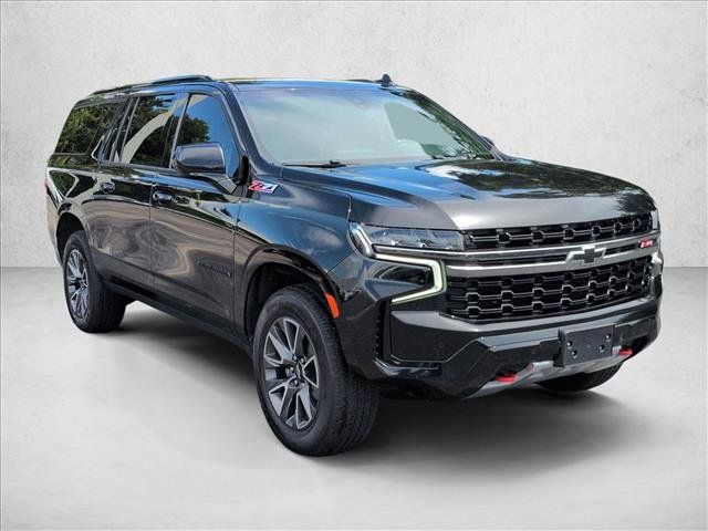 Used 2022 Chevrolet Suburban Z71 AWD/4WD image 4