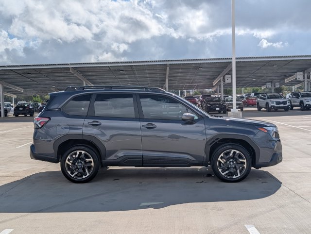 Used 2026 Subaru Forester Premium AWD/4WD image 6