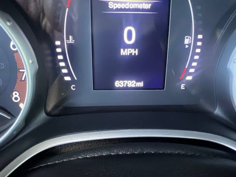 Used 2018 Jeep Compass Latitude w/ Cold Weather Group AWD/4WD image 62