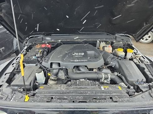 Used 2021 Jeep Wrangler Unlimited Rubicon image 10