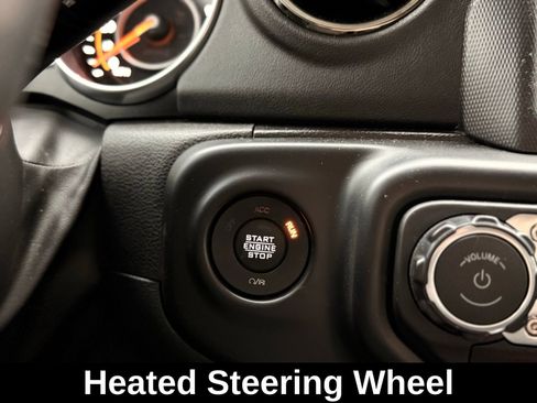 Used 2022 Jeep Gladiator Overland image 40