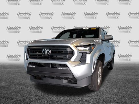 Used 2026 Toyota Tacoma SR5 RWD image 7