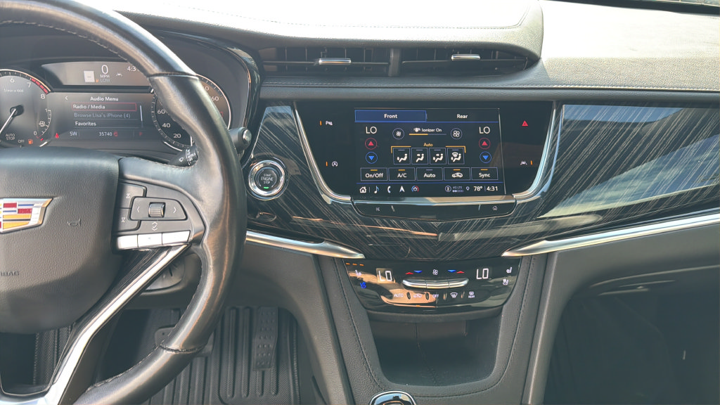 Used 2024 Cadillac XT6 Premium Luxury FWD image 15