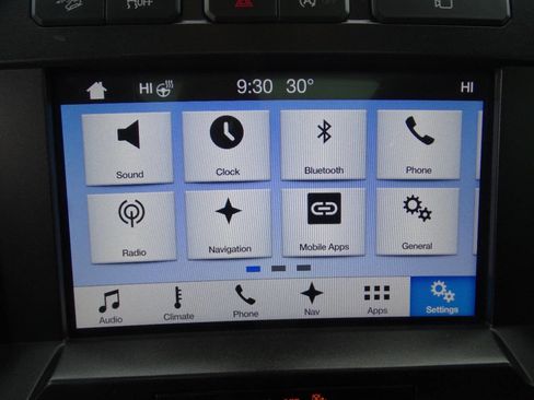 Used 2017 Ford F150 Lariat w/ Equipment Group 502A Luxury image 31