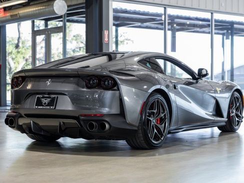 Used 2019 Ferrari 812 Superfast image 7