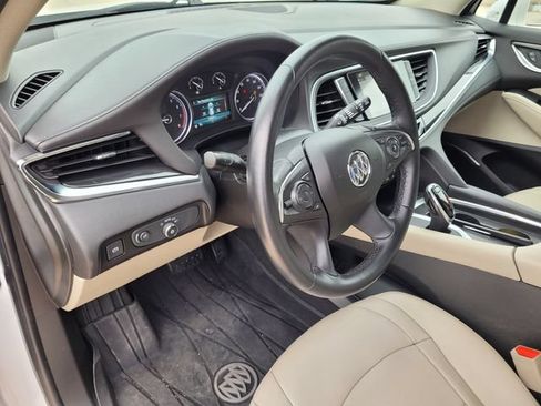 Used 2019 Buick Enclave Essence FWD image 24