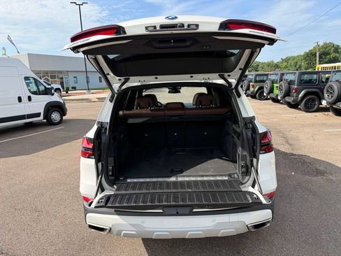 Used 2025 BMW X5 xDrive50e AWD/4WD image 18