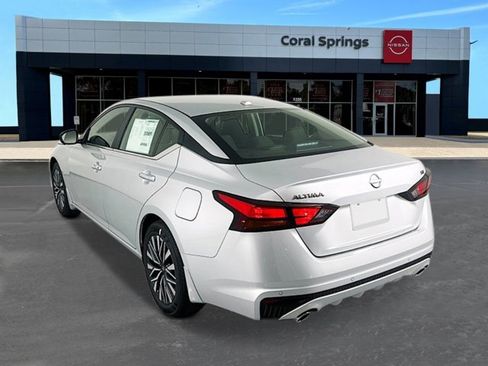 New 2025 Nissan Altima 2.5 SV w/ SV Premium Package image 3