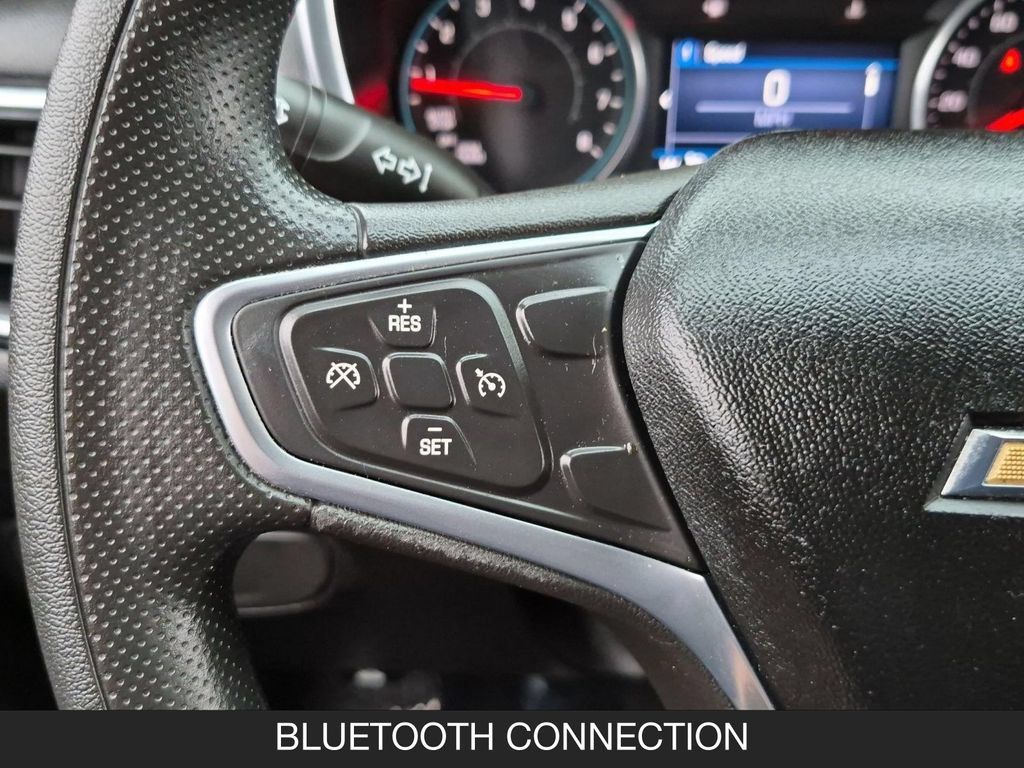 Used 2019 Chevrolet Equinox LT w/ LPO, Hit The Road Package FWD image 17