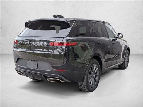 Certified 2023 Land Rover Range Rover Sport SE image 5
