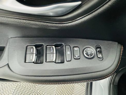 Used 2024 Honda HR-V Sport image 7