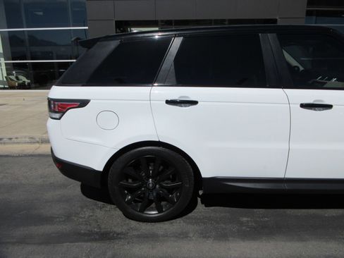 Used 2017 Land Rover Range Rover Sport HSE AWD/4WD image 11