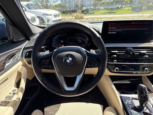 Certified 2022 BMW 540i w/ Premium Package image 14