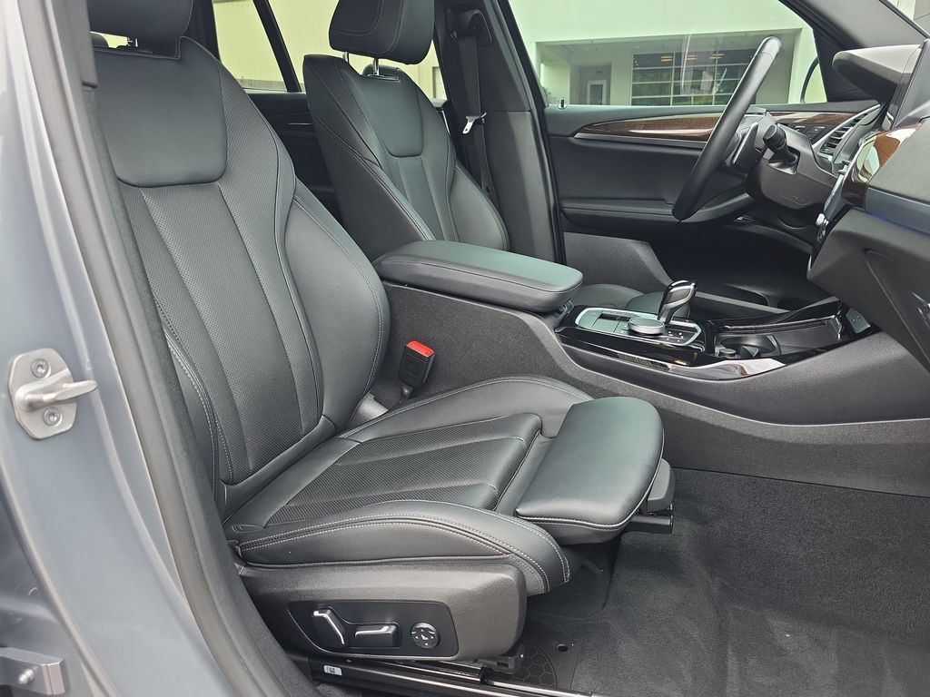 Used 2024 BMW X3 sDrive30i RWD image 15