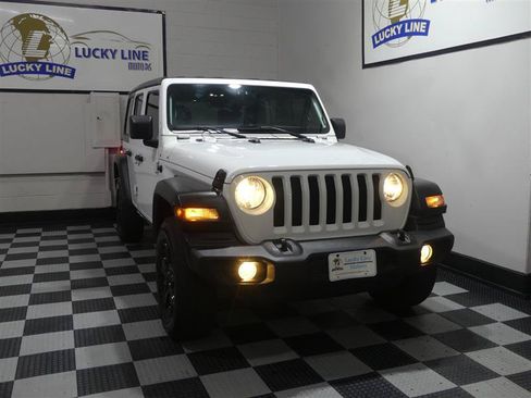 Used 2022 Jeep Wrangler Unlimited Sport AWD/4WD image 5