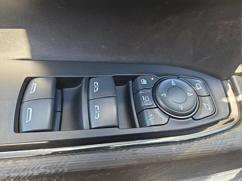 Used 2024 GMC Sierra 2500 AT4X AWD/4WD image 22