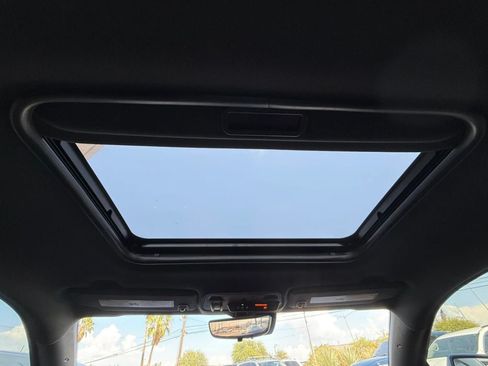 Used 2021 Chevrolet Camaro SS RWD image 42