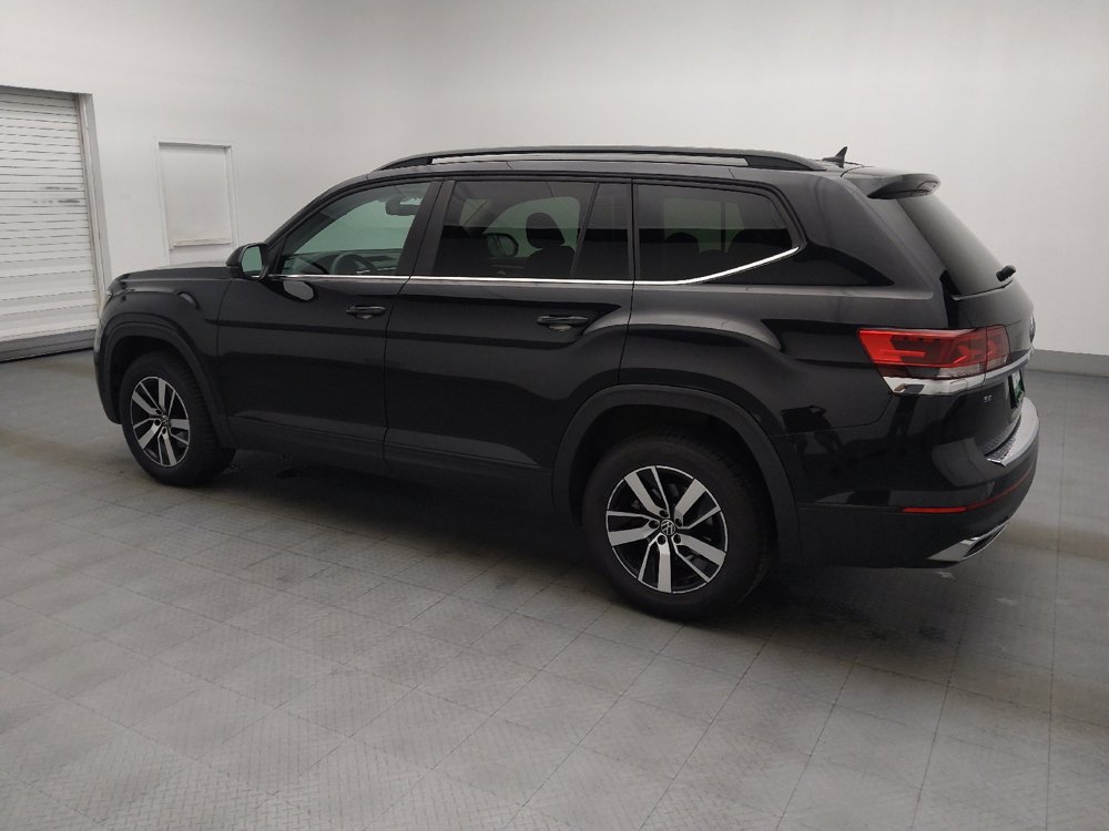 Used 2023 Volkswagen Atlas SE FWD image 3